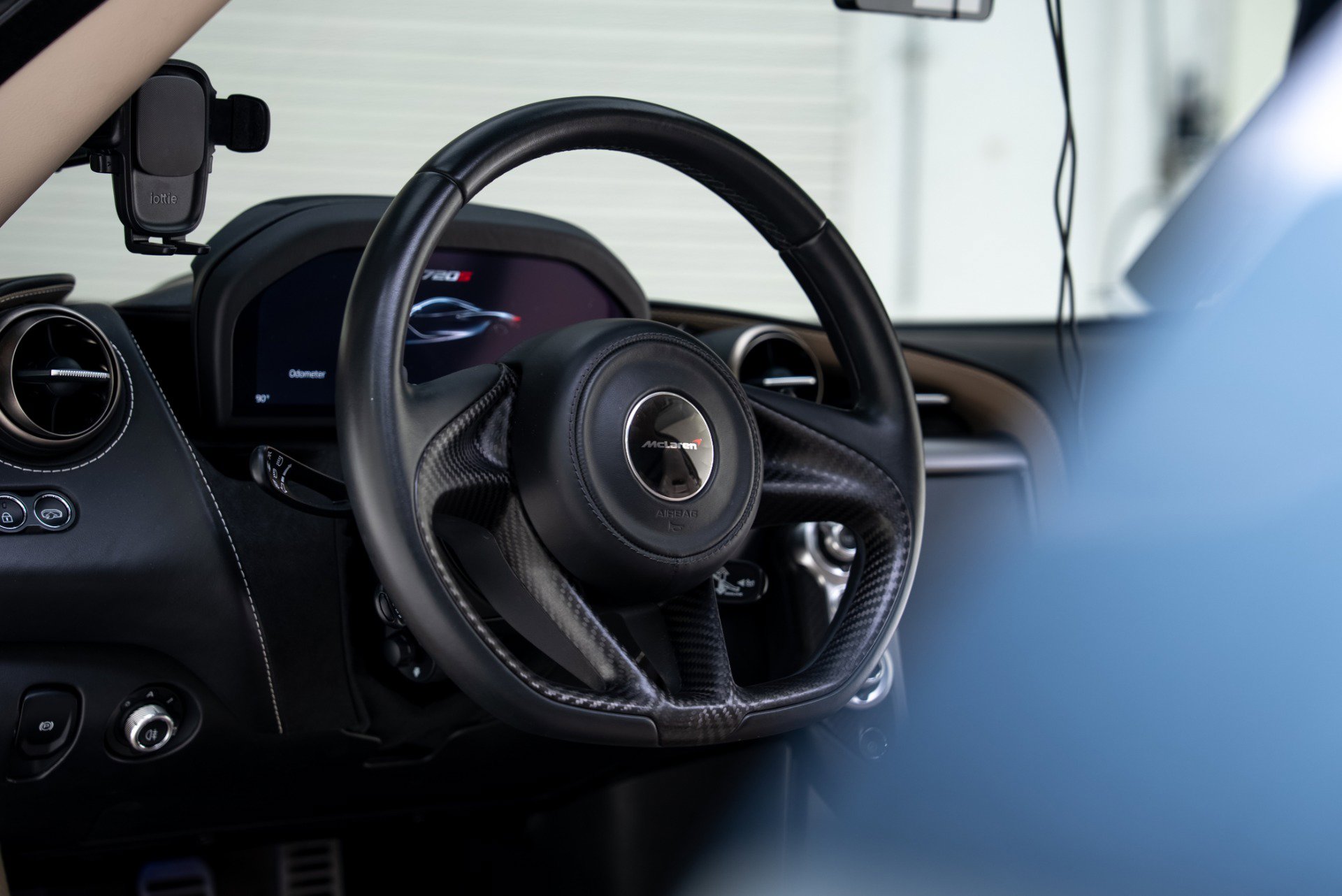 Used 2018 McLaren 720S Luxury photo 30