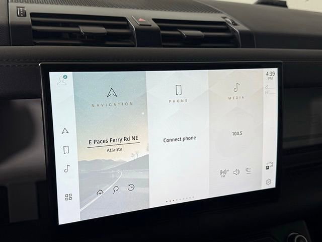 2024 Land Rover Defender 110 SE