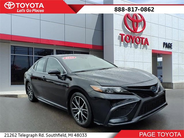 2023 Toyota Camry Hybrid SE