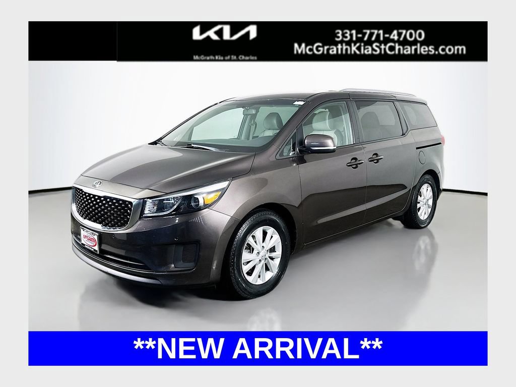Used 2017 Kia Sedona LX w/ LX Essentials Premium Package