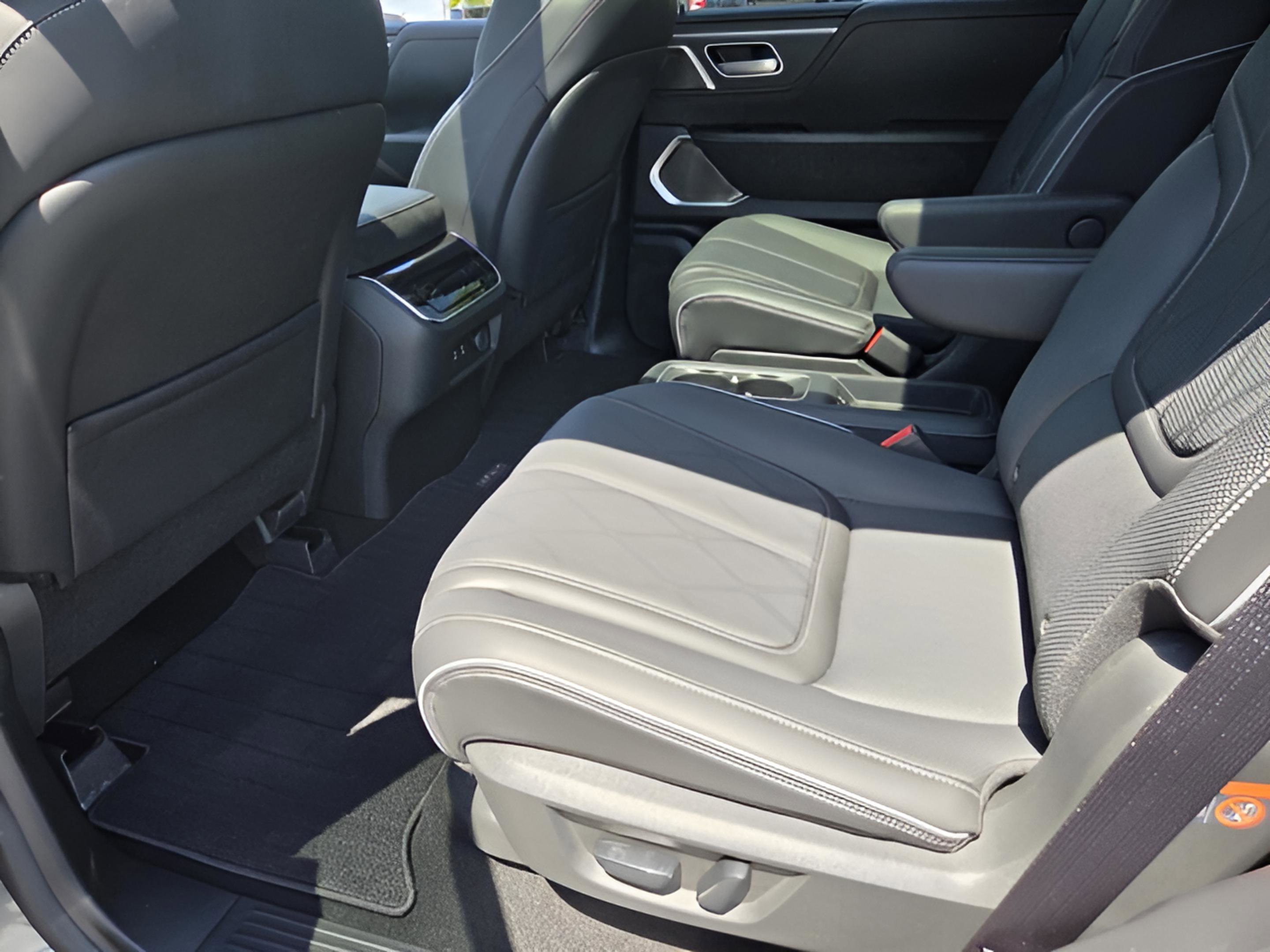 2025 INFINITI Qx80 Sensory