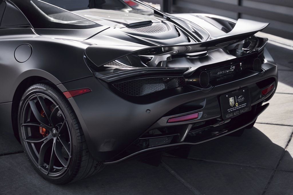 Used 2020 McLaren 720S Spider photo 11