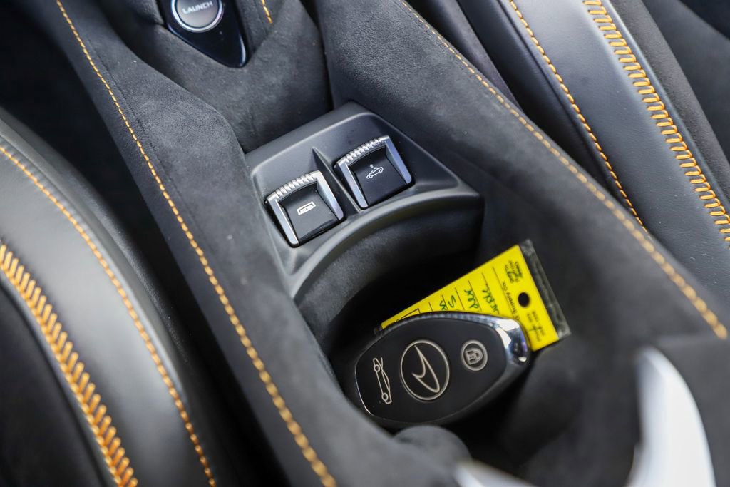 Used 2021 McLaren 720S Performance photo 24