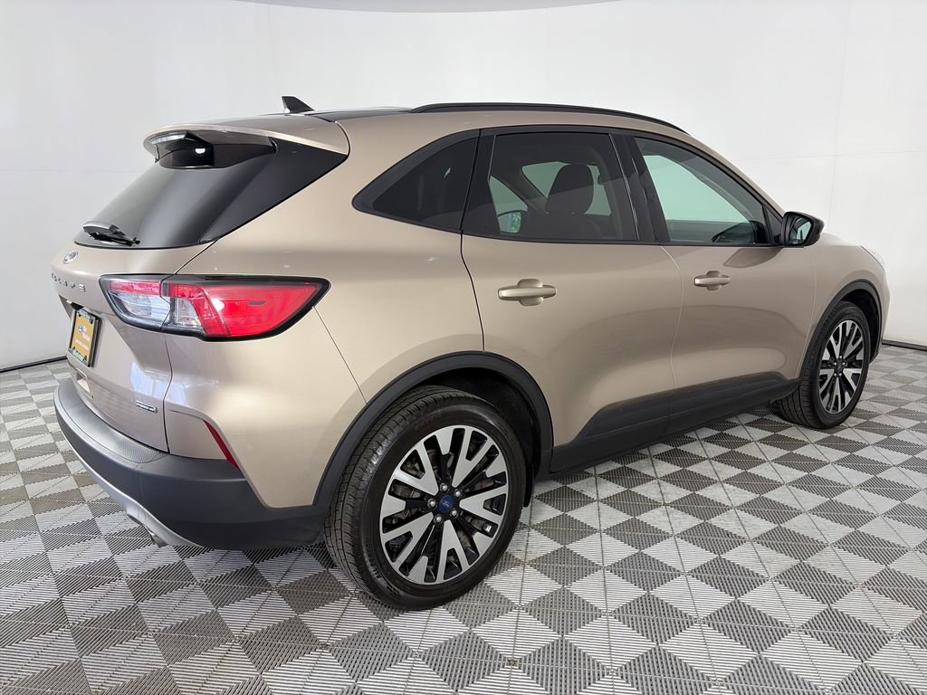 2020 Ford Escape SE Sport