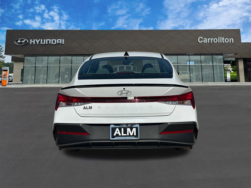 2025 Hyundai Elantra Sport