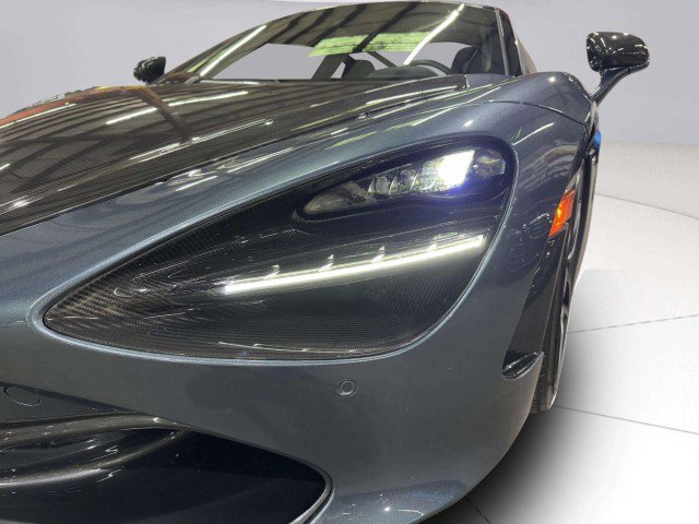 Used 2018 McLaren 720S Performance photo 25