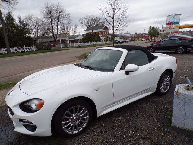 Used 2018 FIAT 124 Spider Classica w/ Technology Group