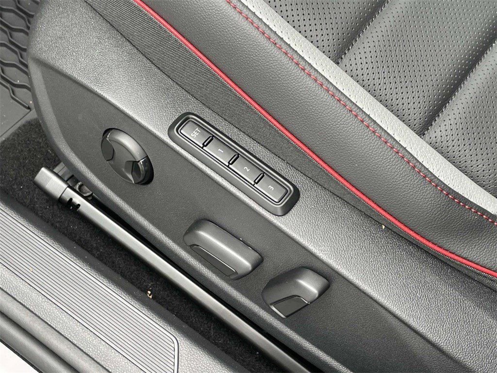 2026 Volkswagen GTI Autobahn