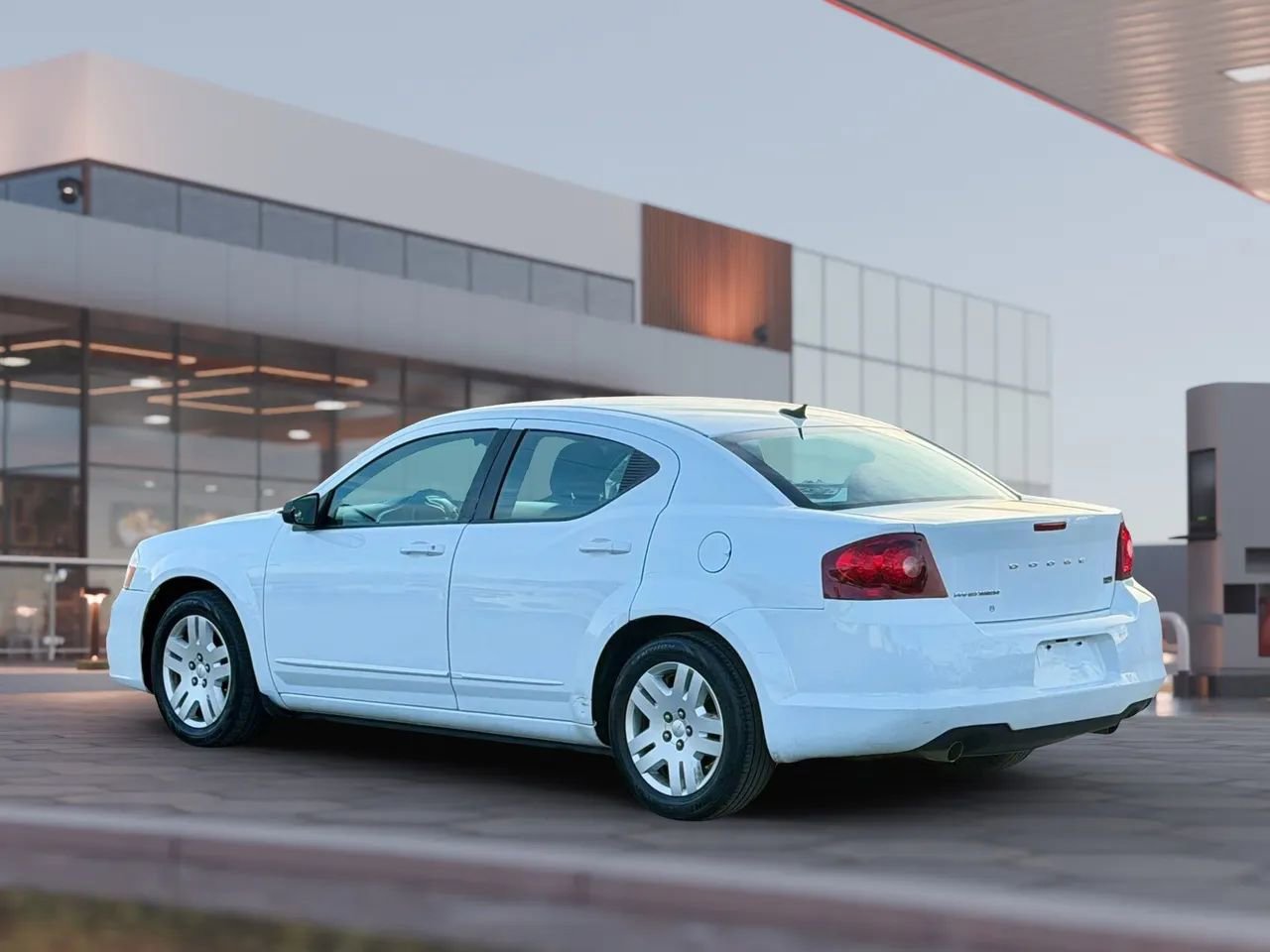 2012 Dodge Avenger SE
