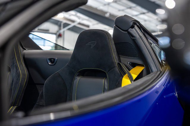 Used 2021 McLaren 720S Performance photo 24