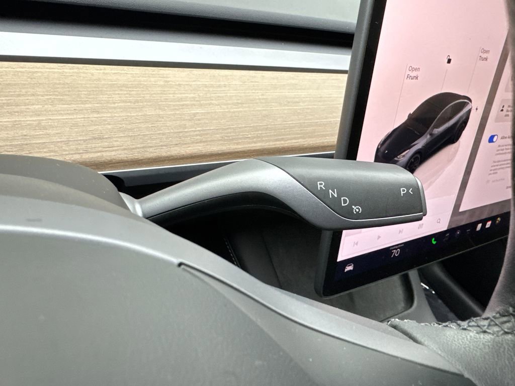 2024 Tesla Model Y Performance