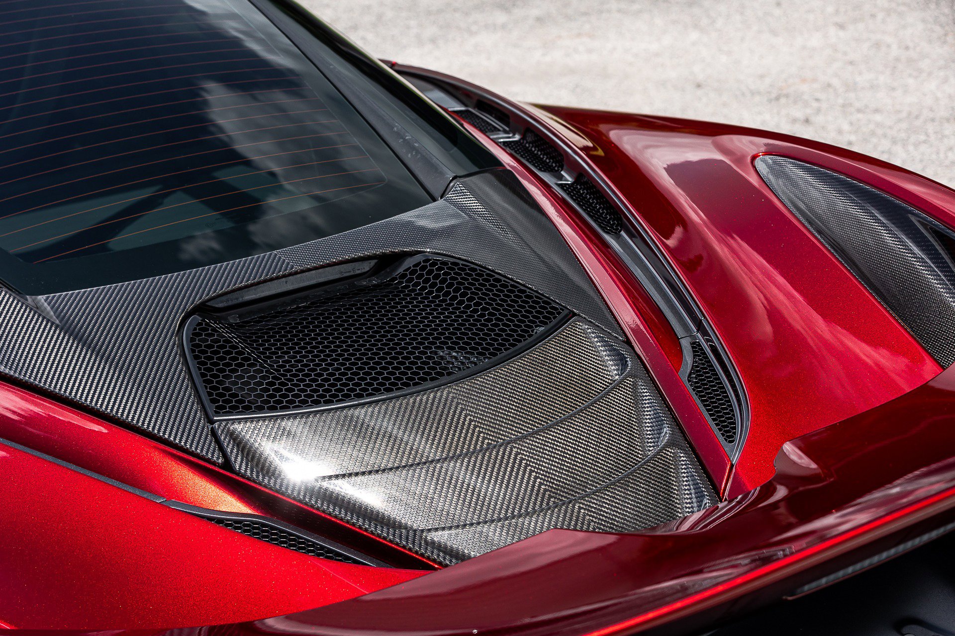 Used 2018 McLaren 720S Luxury photo 22