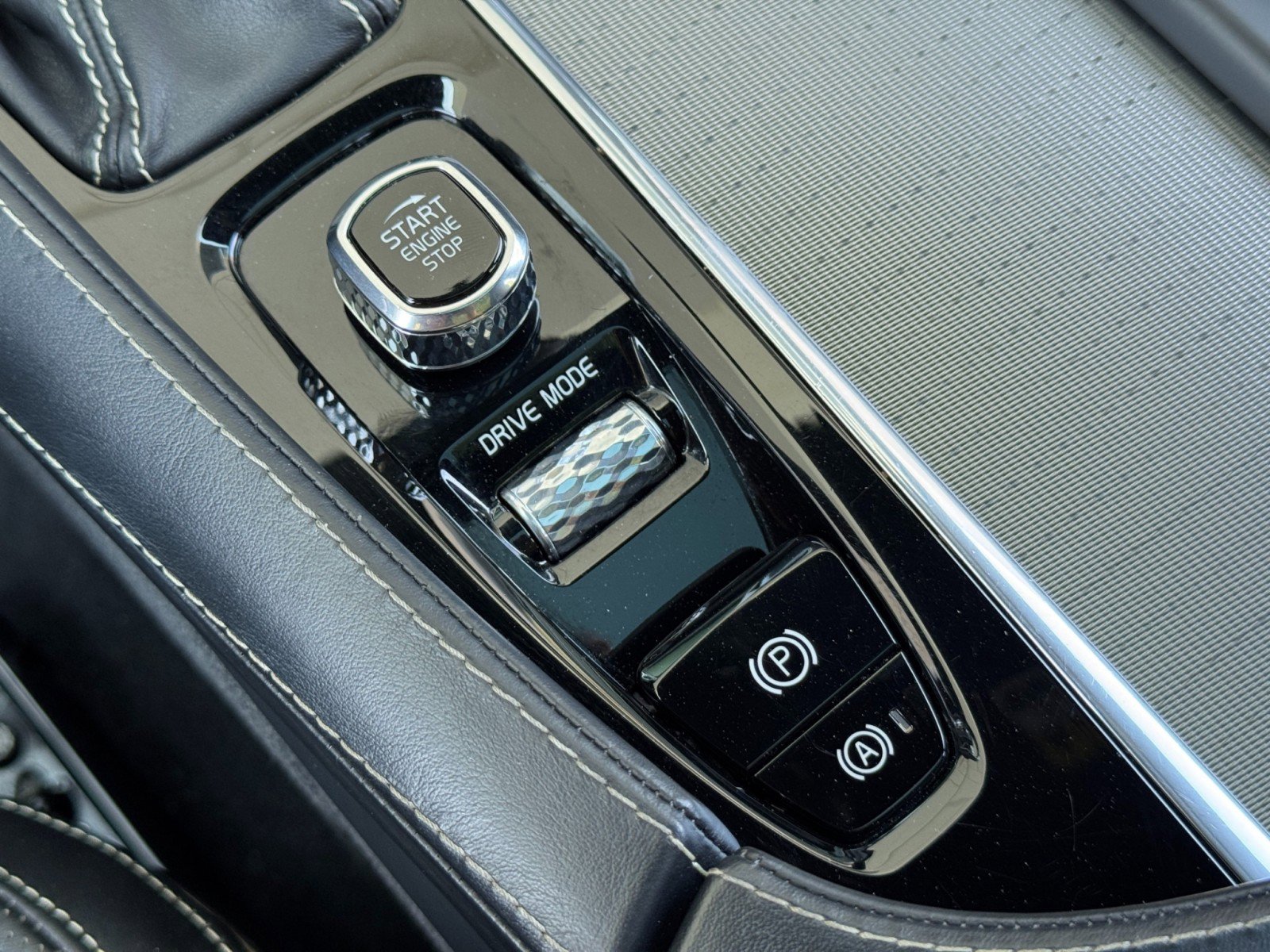 2019 Volvo Xc90 T6 R-Design