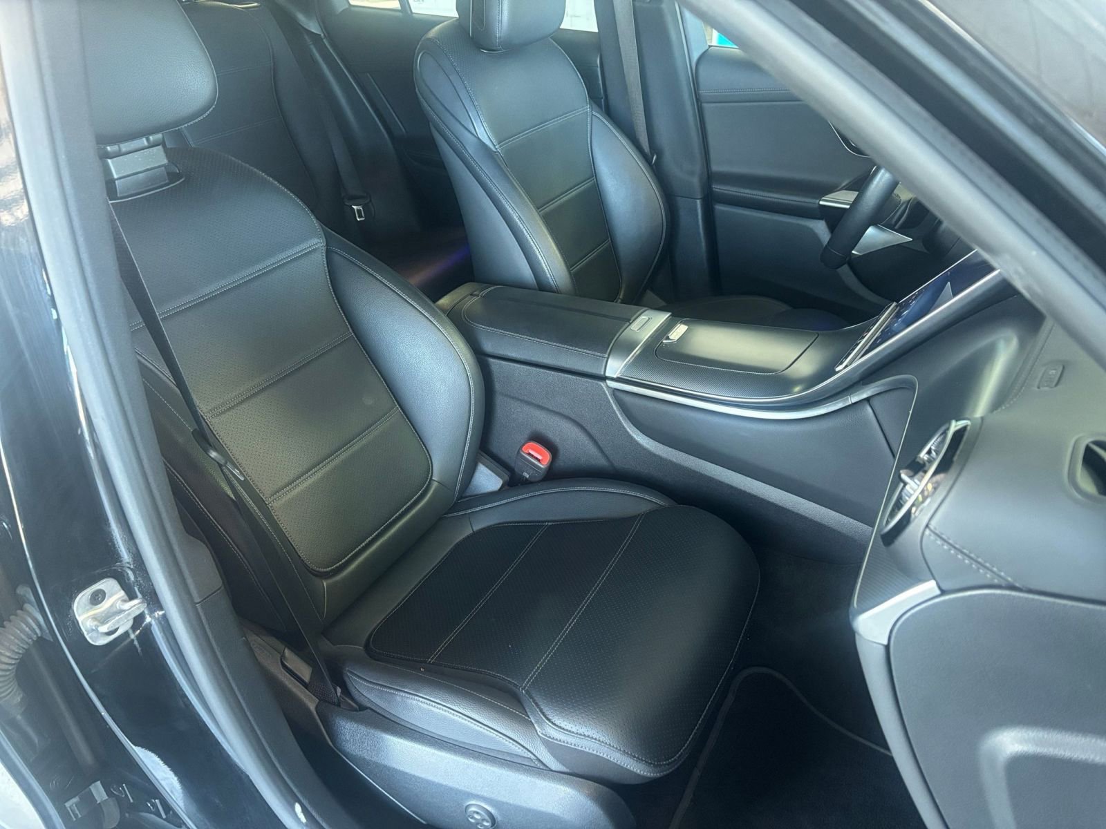 2024 Mercedes-Benz GLC 300