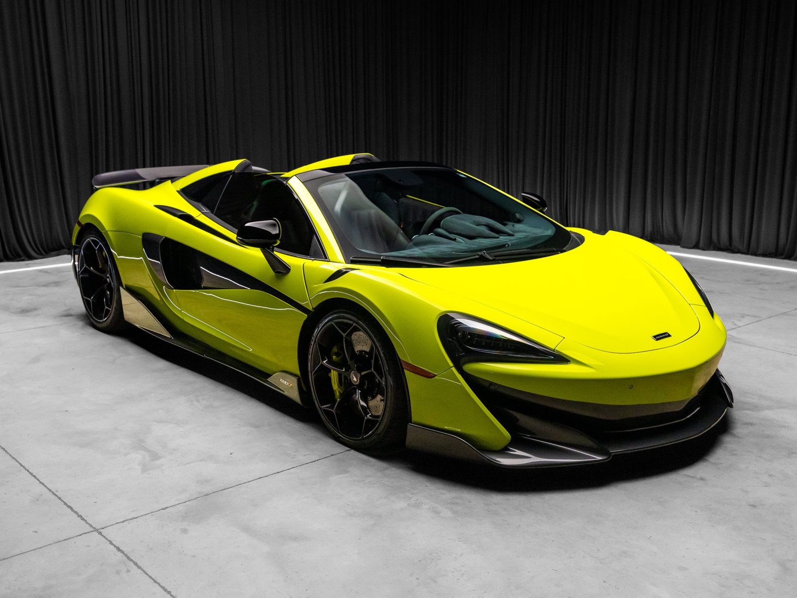 Used 2020 McLaren 600LT Spider photo 29