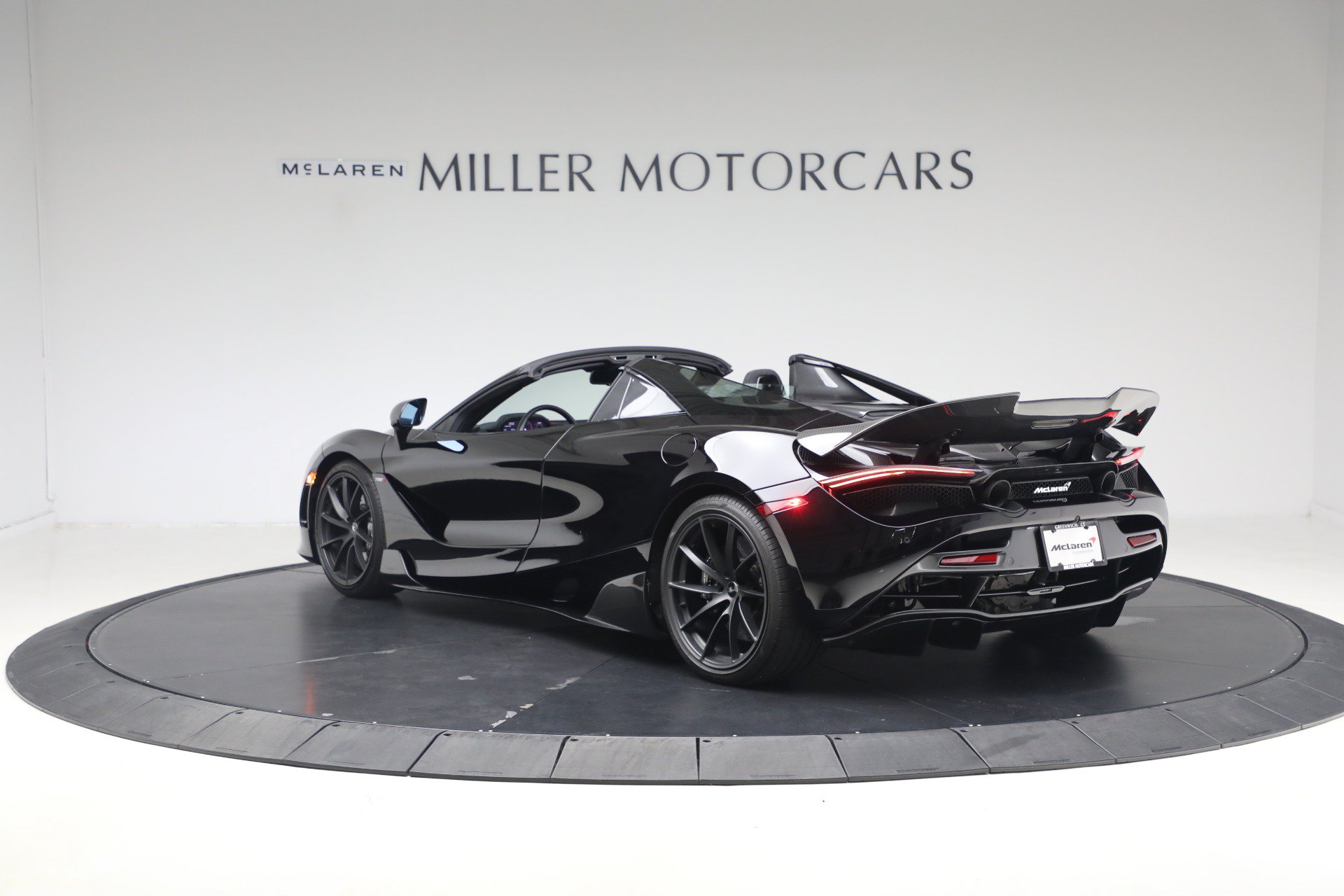 Used 2020 McLaren 720S Performance photo 5