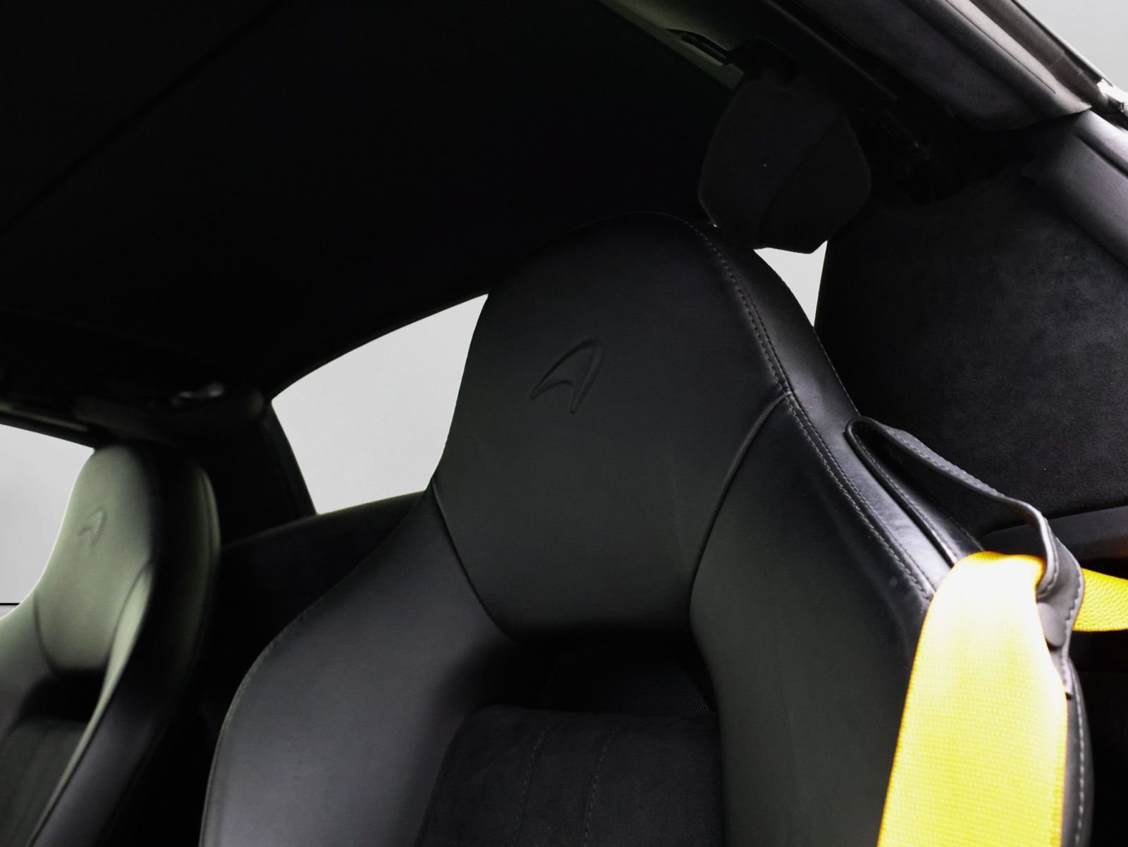Used 2020 McLaren 600LT Spider photo 22