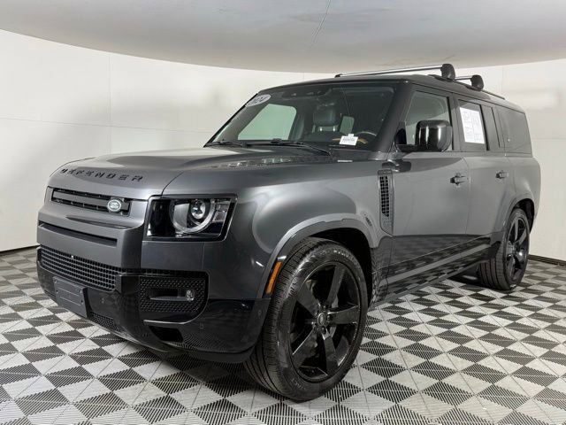 2024 Land Rover Defender 130 X-Dynamic SE
