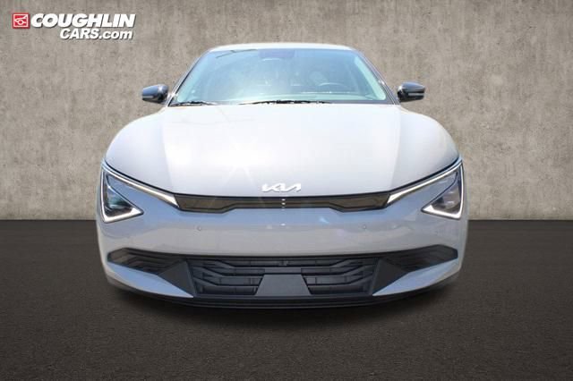 2025 Kia EV6 Light