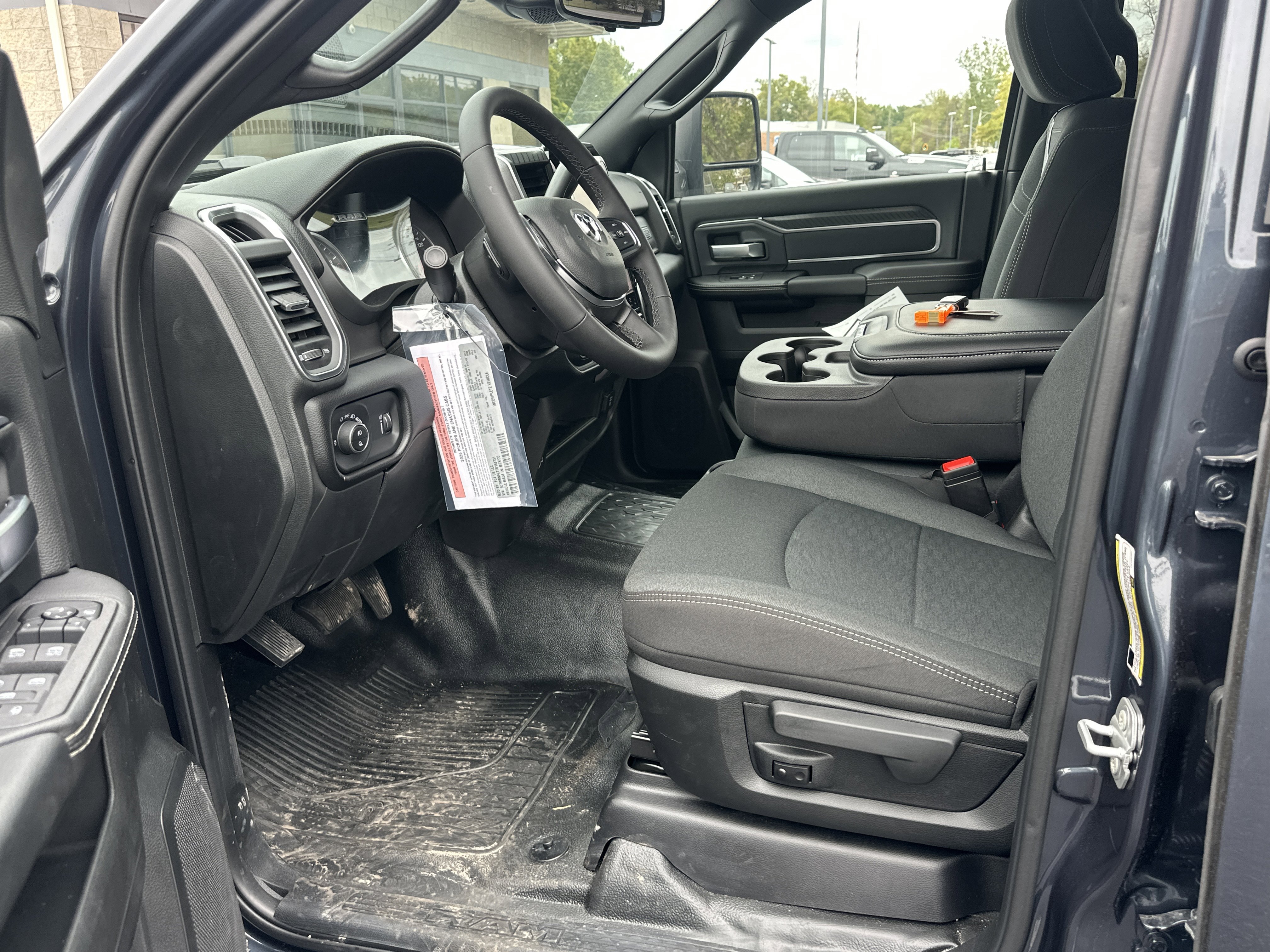 2026 RAM 5500 4x4 Crew Cab