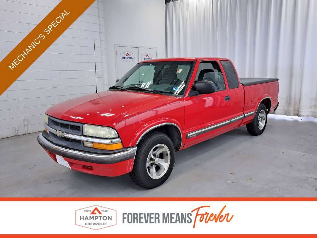 Used 2002 Chevrolet S10 Pickup LS w/ LS Preferred Equipment Group