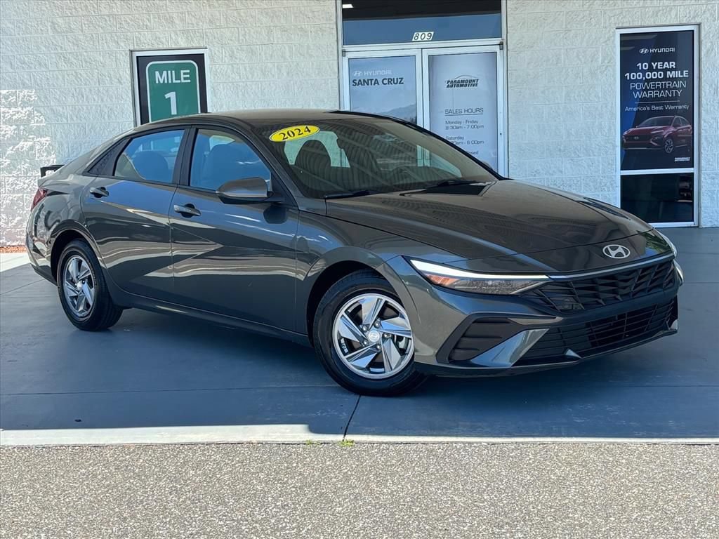 Used 2024 Hyundai Elantra SE