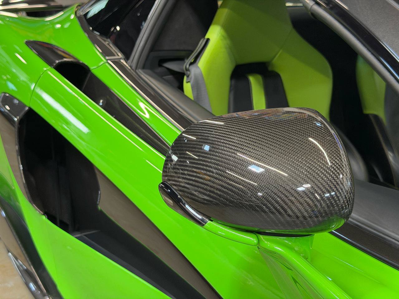 Used 2020 McLaren 600LT Spider photo 29