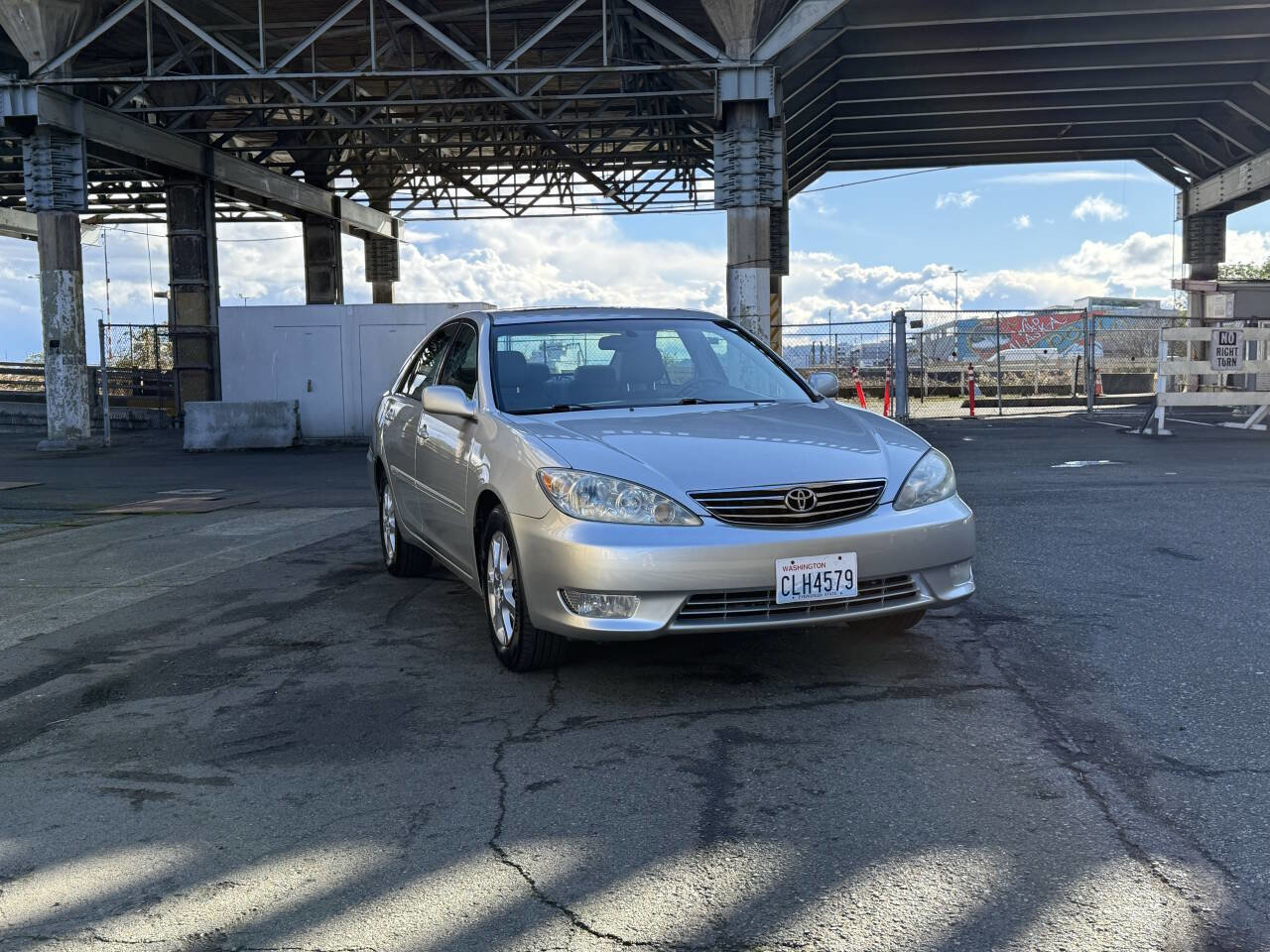 2005 Toyota Camry XLE