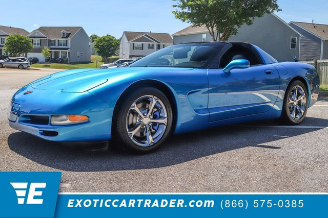 Used 1998 Chevrolet Corvette Coupe w/ Roof Pkg