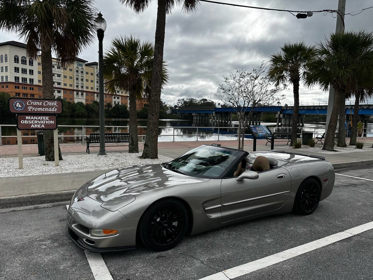 2001 Chevrolet Corvette Base