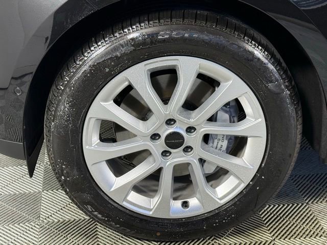 2026 Land Rover Range Rover Sport SE