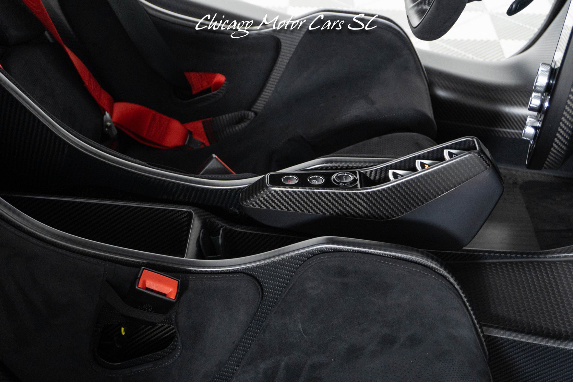 Used 2019 McLaren Senna photo 65