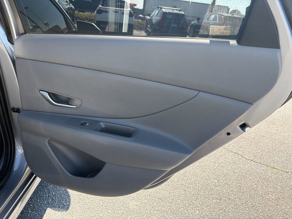 2025 Hyundai Elantra Blue