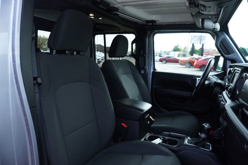 2020 Jeep Gladiator Sport