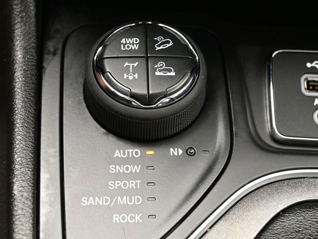 2021 Jeep Cherokee Trailhawk