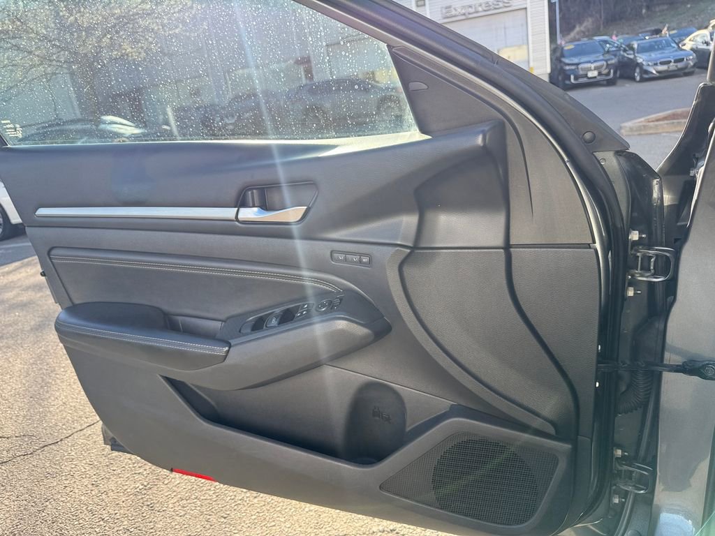 2019 Nissan Altima 2.5 Platinum