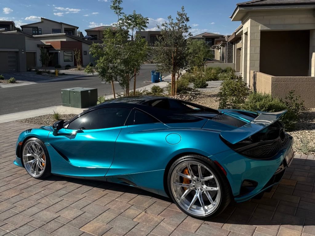 Used 2024 McLaren 750S Spider photo 8