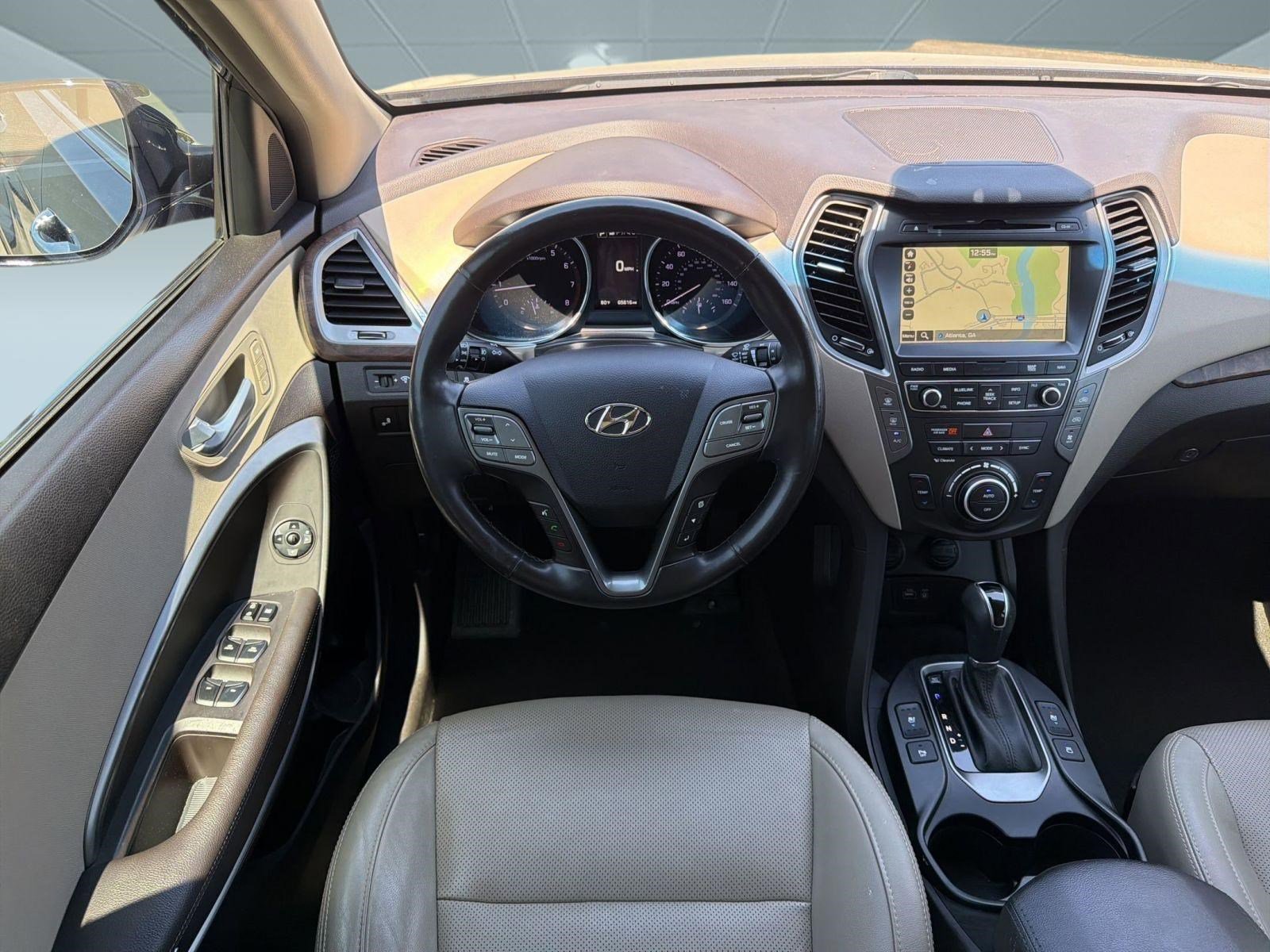2017 Hyundai Santa Fe SE