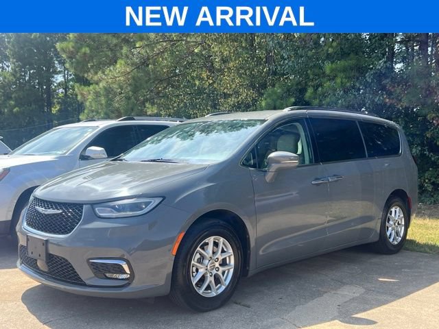 Used 2021 Chrysler Pacifica Touring-L