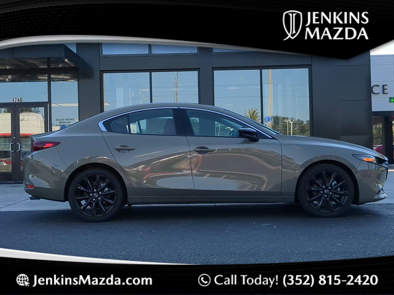 2024 Mazda MAZDA3 2.5 Carbon Turbo