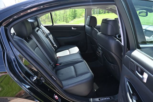 2012 Hyundai Genesis 4.6