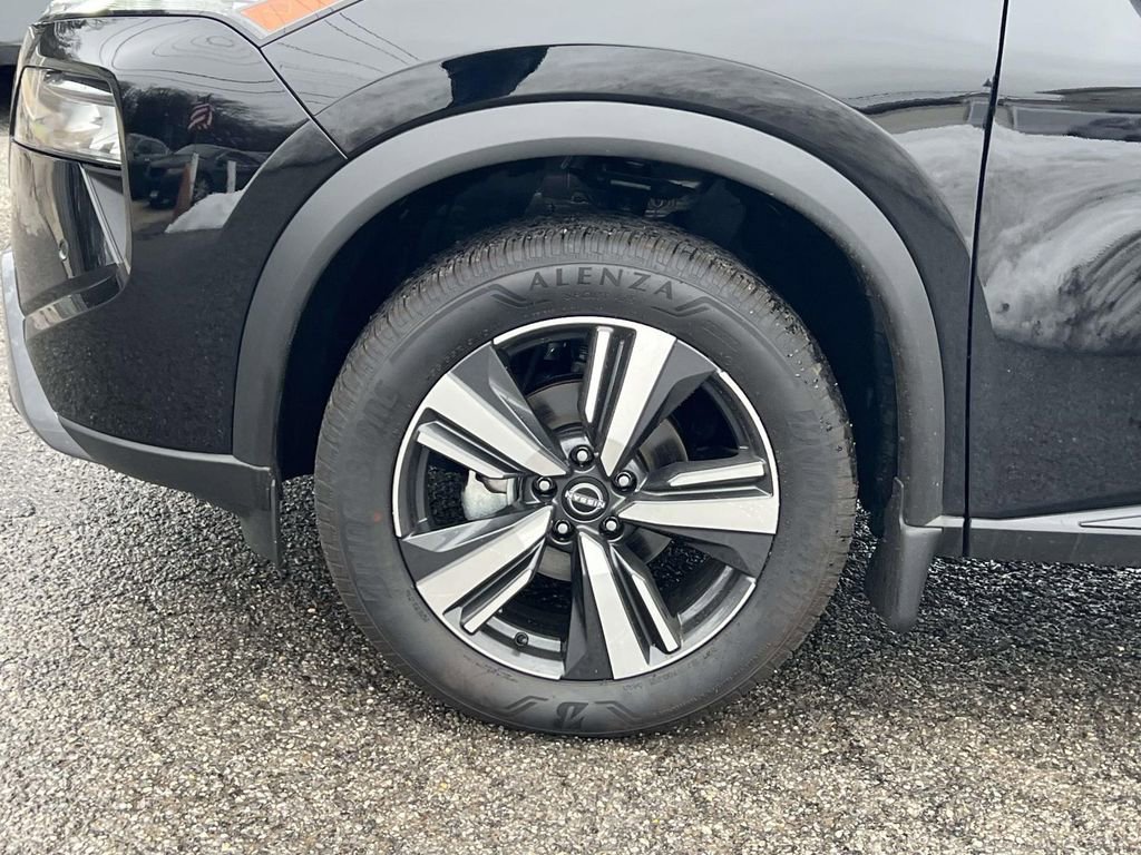 2025 Nissan Rogue SL