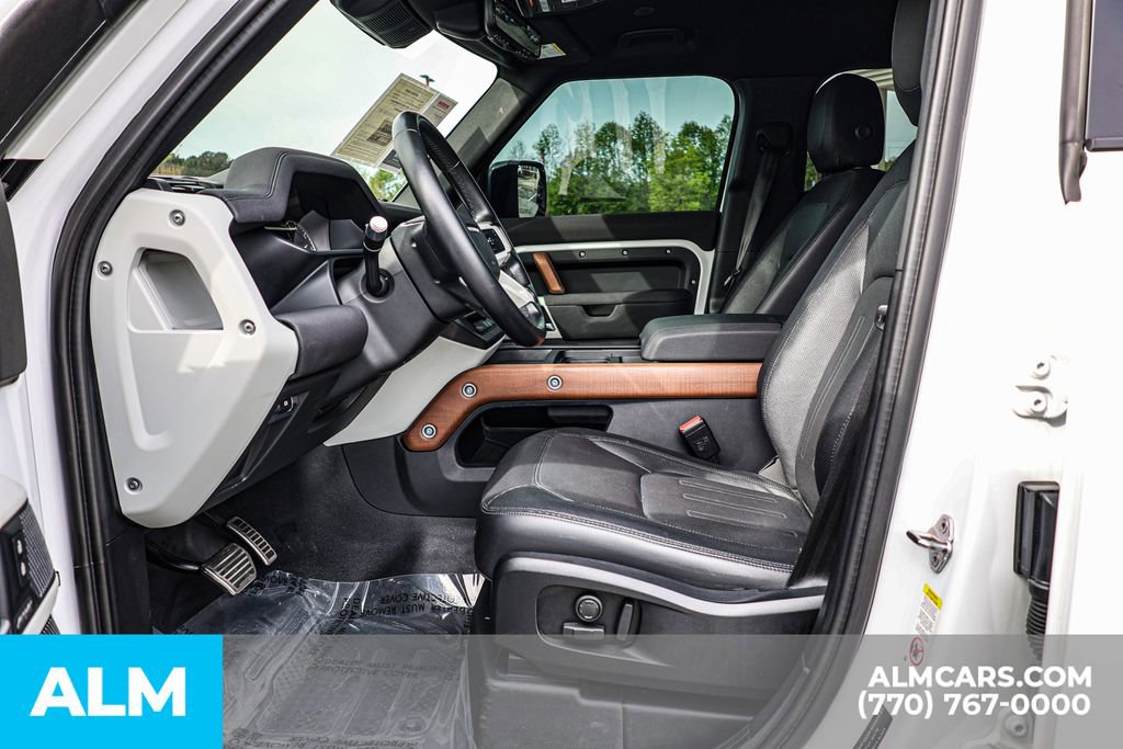 2022 Land Rover Defender 110 X-Dynamic SE