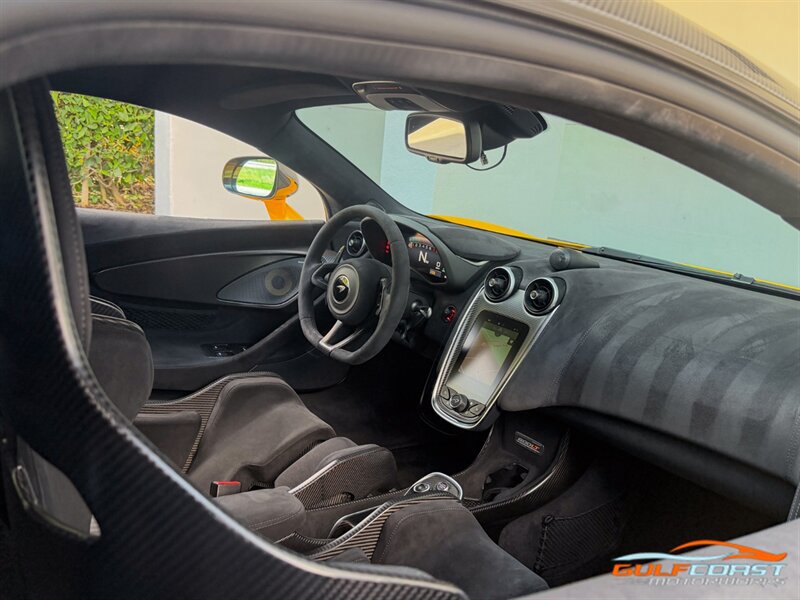 Used 2019 McLaren 600LT photo 29