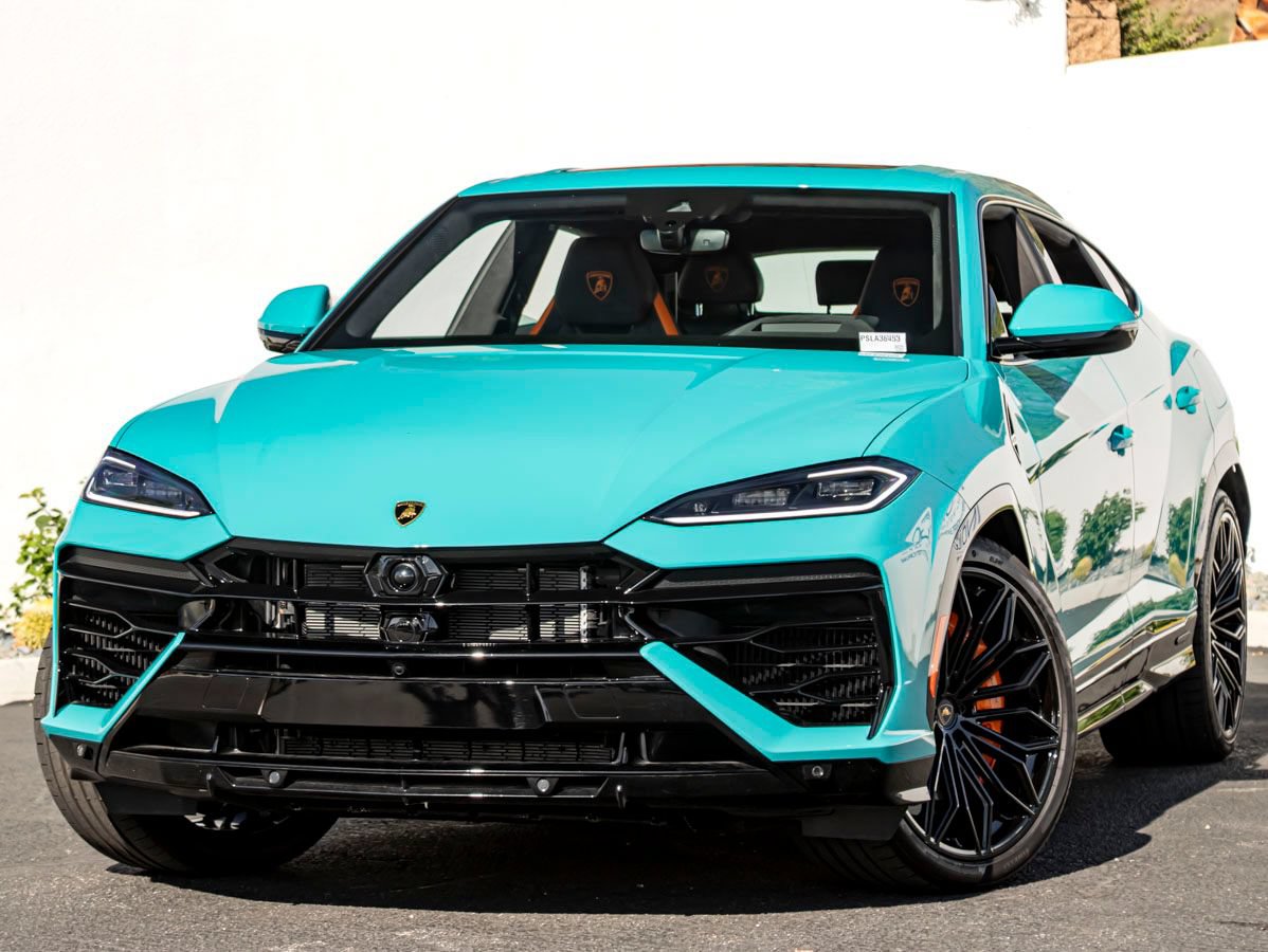 Used 2025 Lamborghini Urus SE
