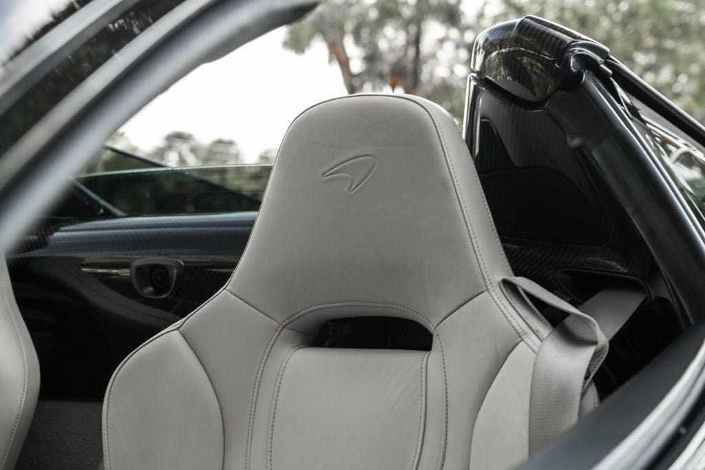 Used 2020 McLaren 720S Spider photo 27