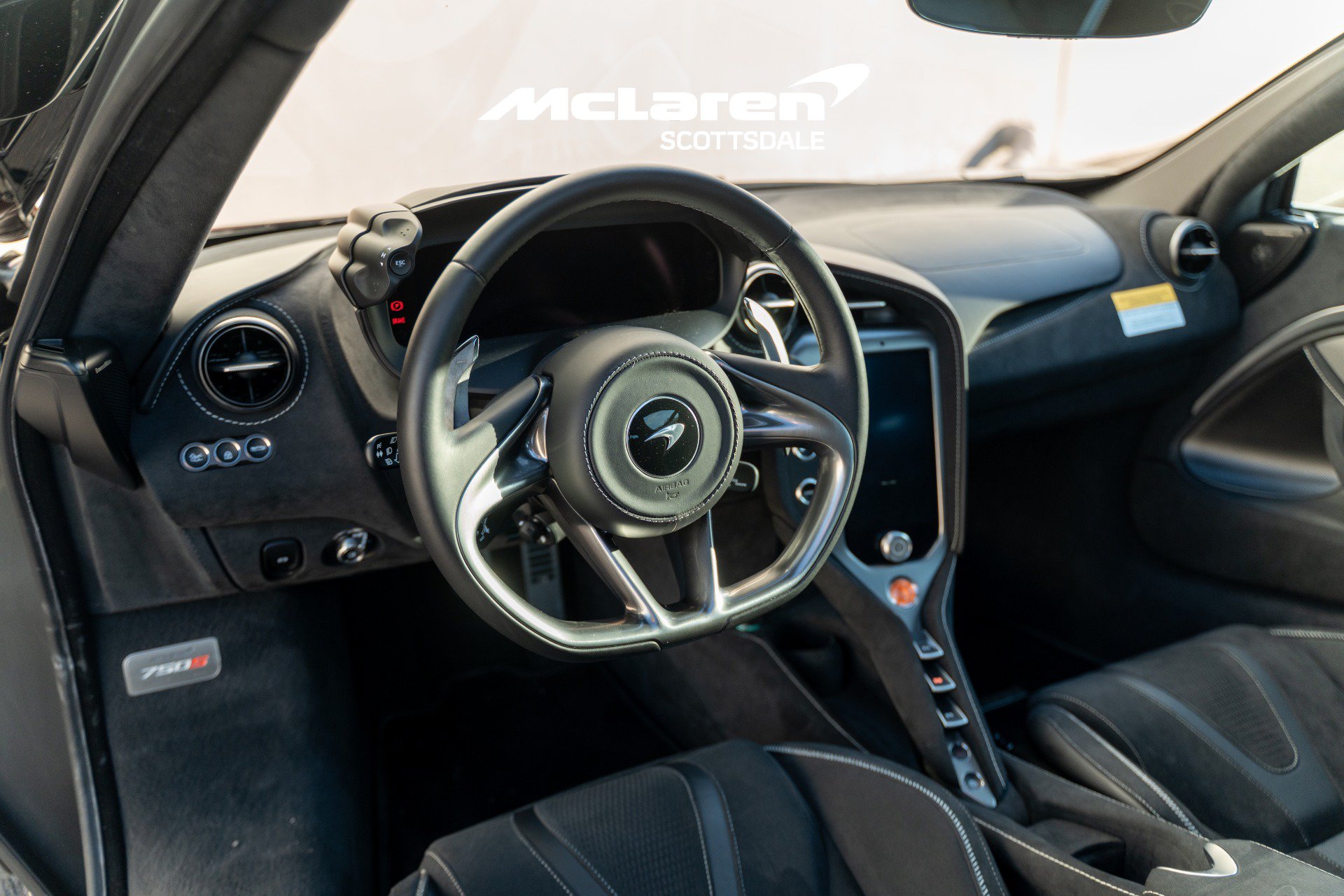 Used 2025 McLaren 750S photo 24