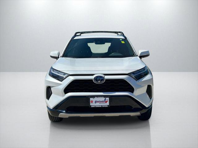 2023 Toyota RAV4 SE