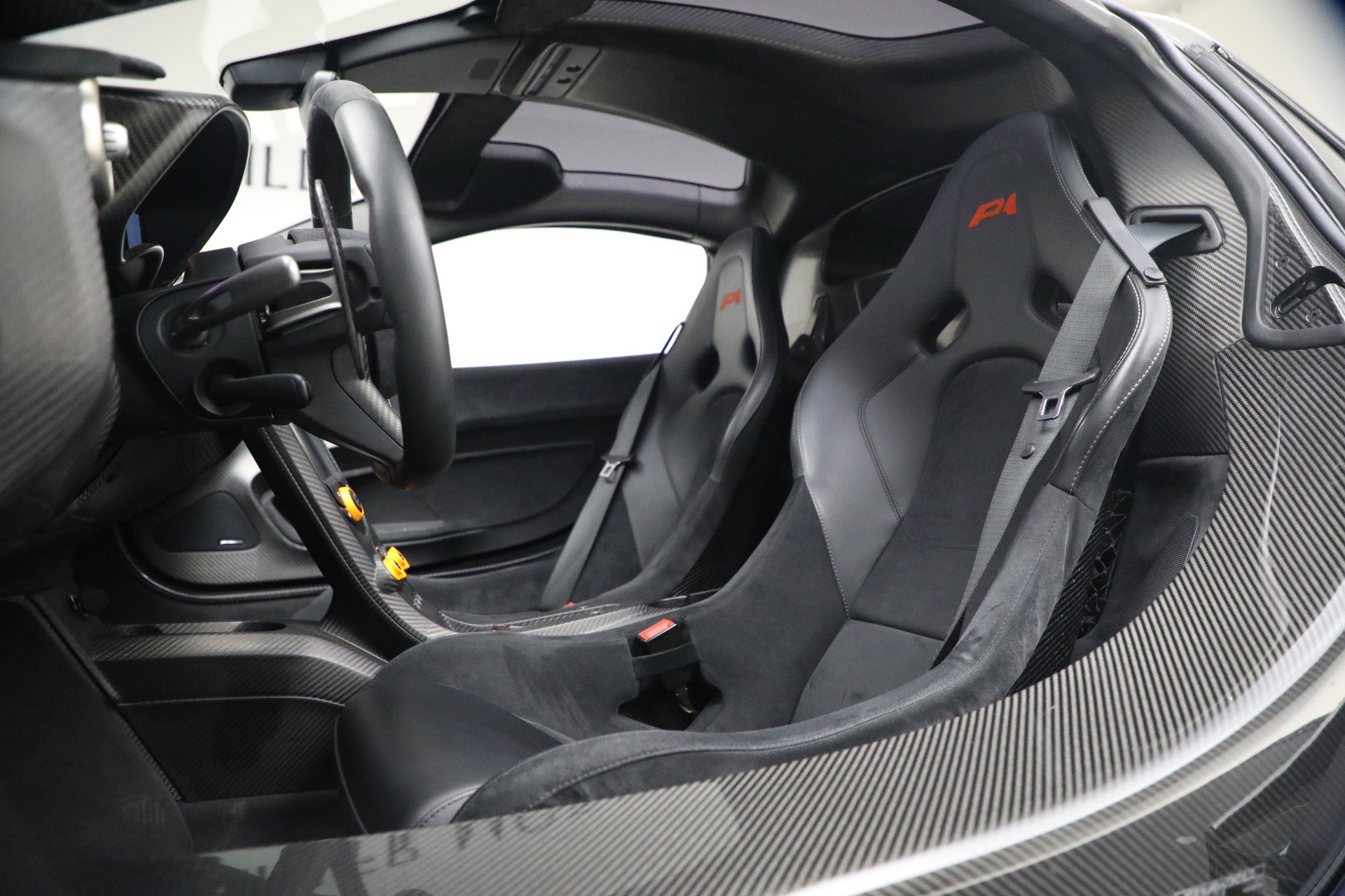 Used 2014 McLaren P1 photo 21