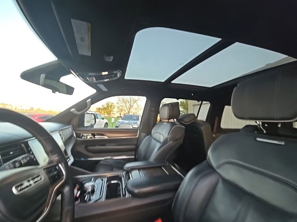 2023 Jeep Grand Wagoneer Series II